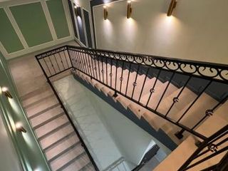 Leohotels на Лоцманской, 20