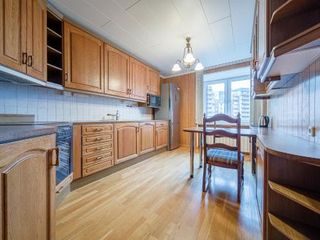 Просторная квартира у метро Комендантский проспект