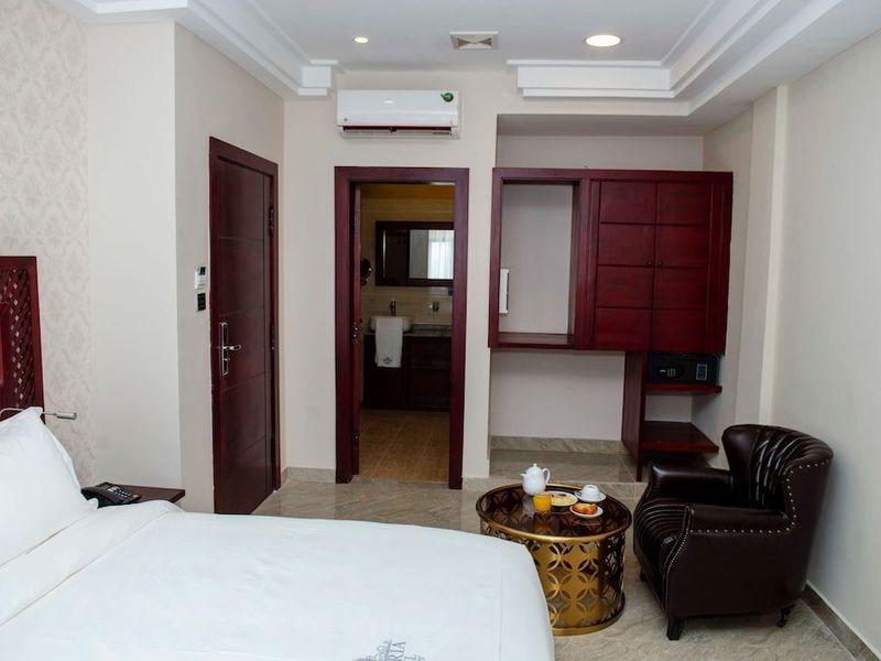 Hotel Photo 3
