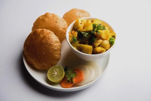 OYO 84708 Hotel Maa Tripura Residency