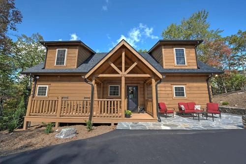 High Top Mountain Lodge Cabin