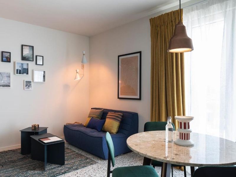 Hotel Photo 5