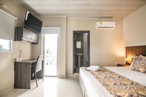 Hotel Photo 1