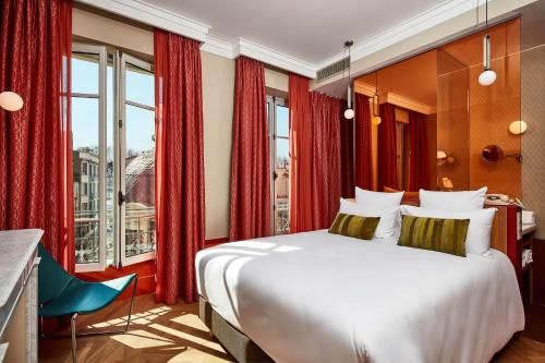 Hotel Photo 12