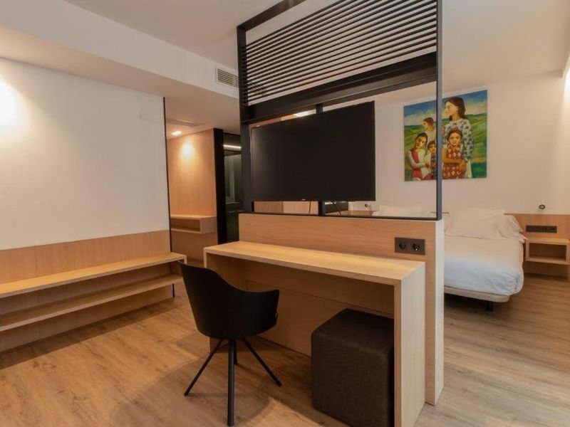 Hotel Photo 5