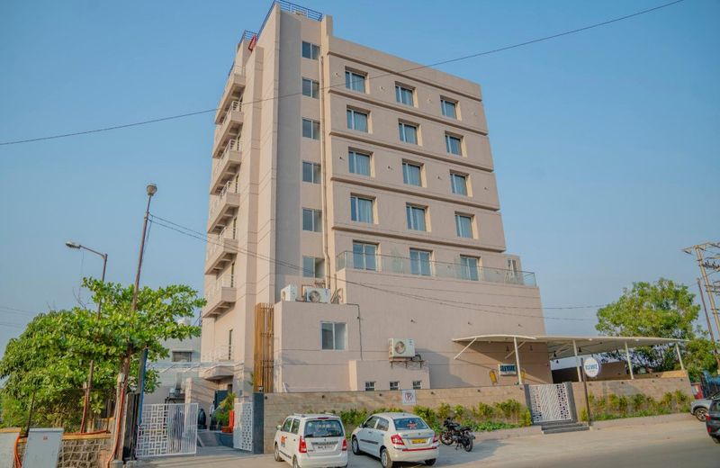 Zip By Spree Hotels Chakan