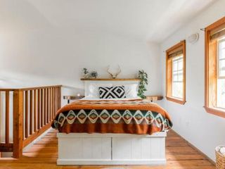 Фото отеля Fern Gully, Coastal Bohemian Loft at Beach