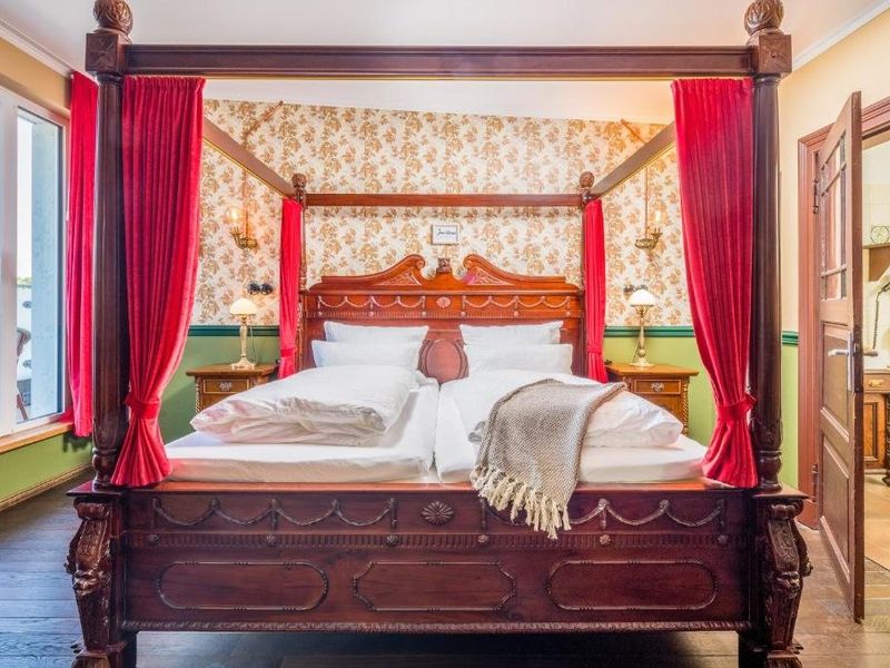 Hotel Photo 9