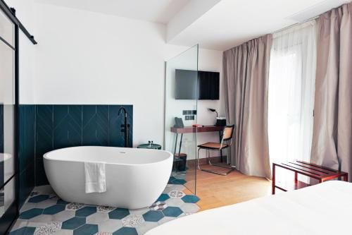 Hotel Photo 16