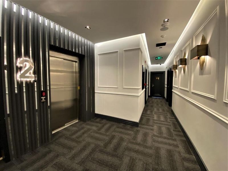 Hotel Photo 1