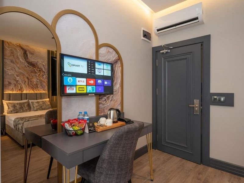 Hotel Photo 11