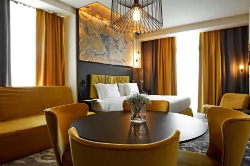 Hotel Photo 12