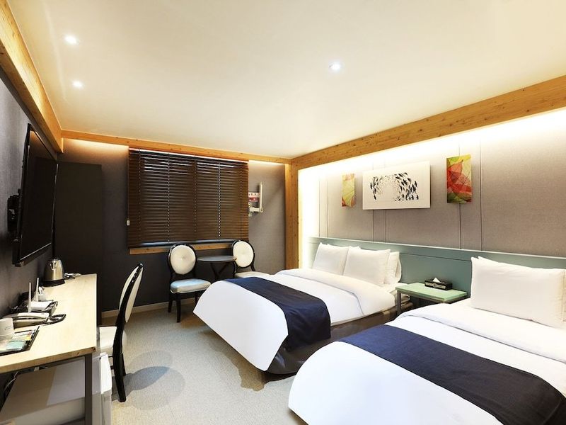 Hotel Photo 6