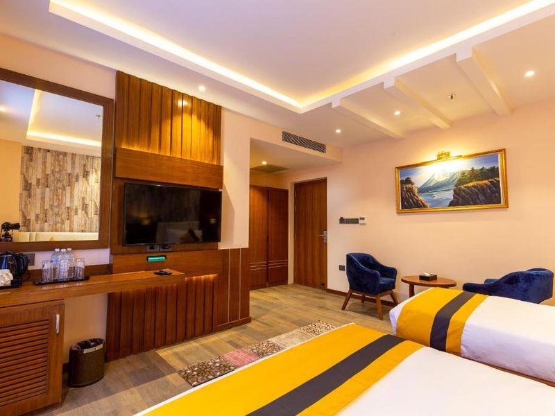 Hotel Photo 12