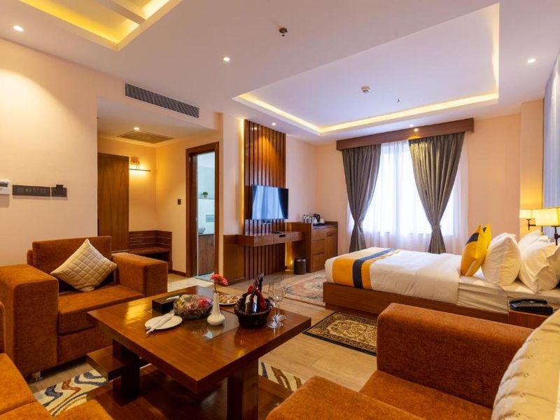 Hotel Photo 8