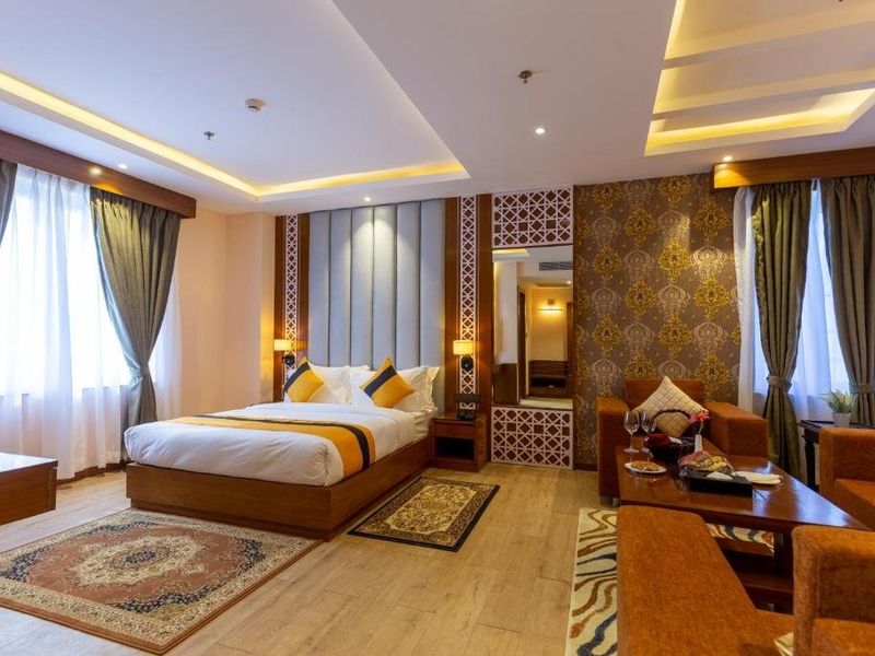 Hotel Photo 9