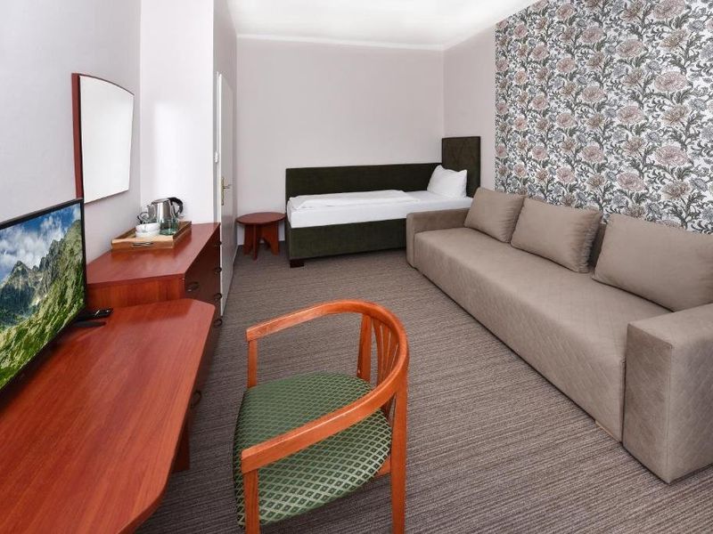 Hotel Photo 6
