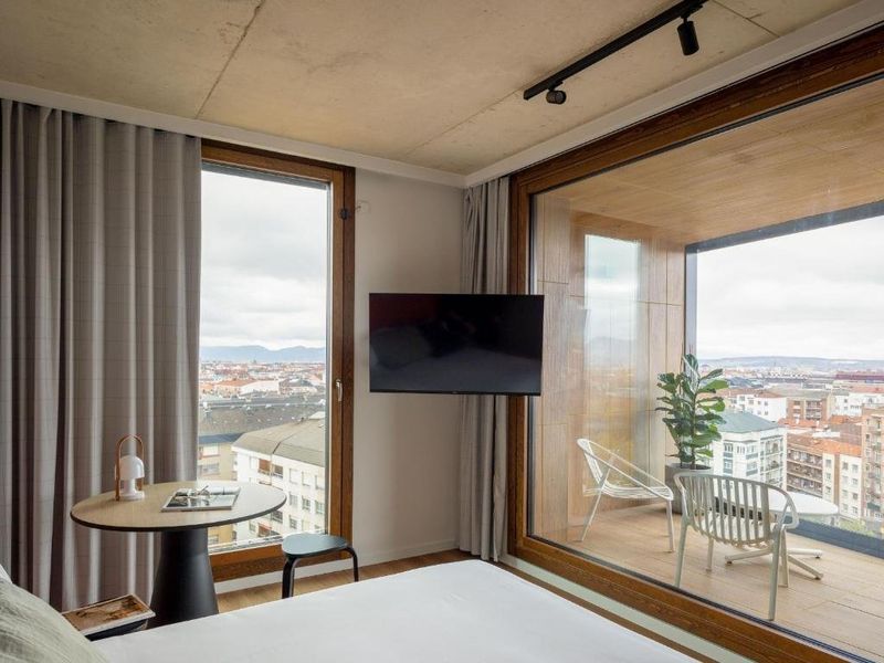 Hotel Photo 12