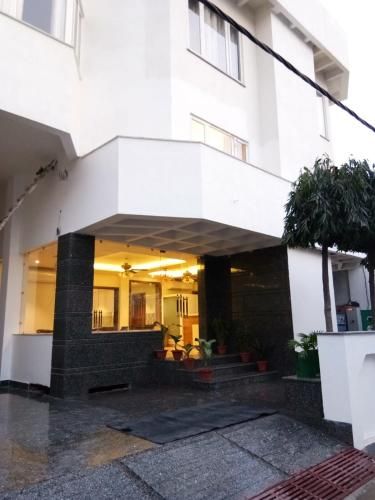 Hotel Photo 8