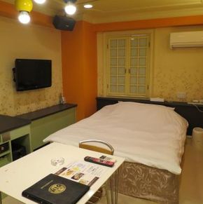 NearBy Hotel