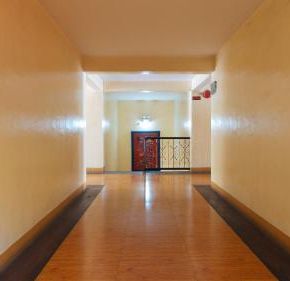 NearBy Hotel