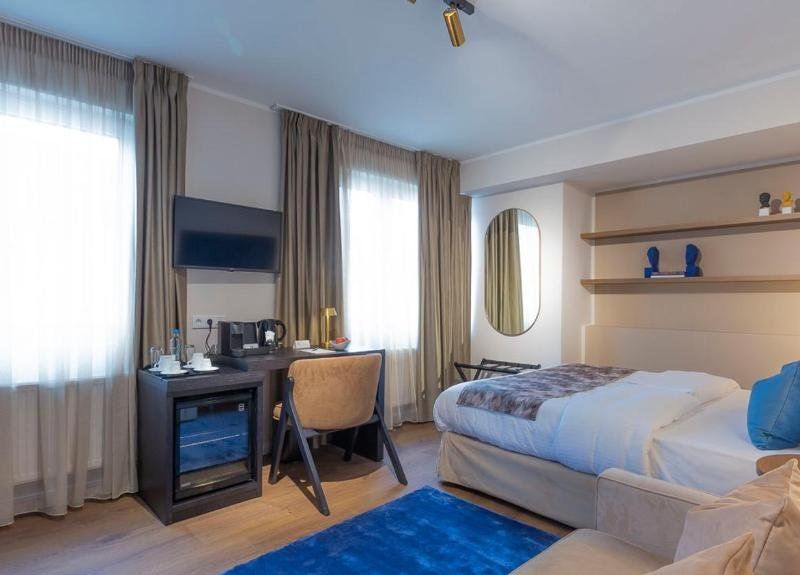 Hotel Photo 8