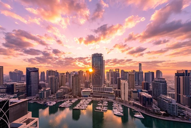 image of hotel Vida Dubai Marina & Yacht Club