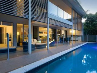 Фото отеля Yaroomba Beach House