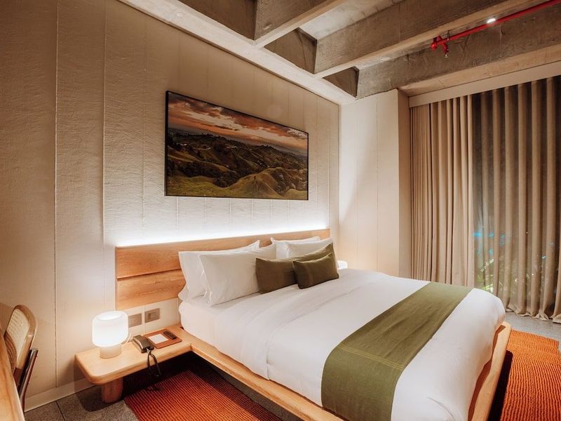 Hotel Photo 6