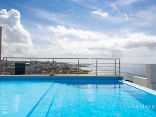 Фото отеля 3 bdr aprt, stunning seaview, rooftop pool - LCGR