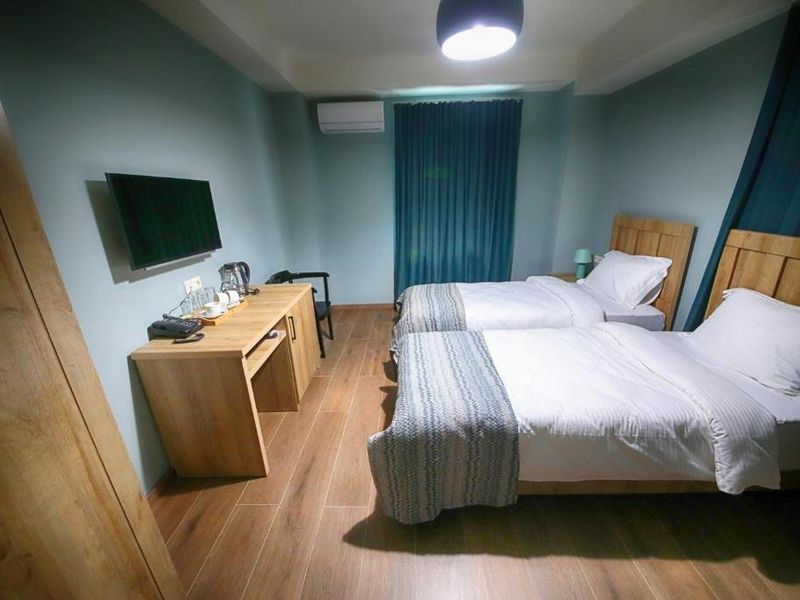 Hotel Photo 9