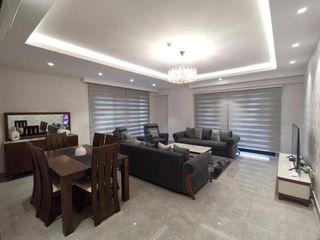Фото отеля Incredible 3 Bedroom Apartment Space Available