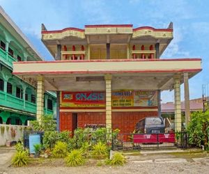 SPOT ON 91966 Onasis Family Inn Medan Indonesia