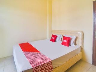 Hotel pic OYO 91755 Priska Kost Dan Homestay