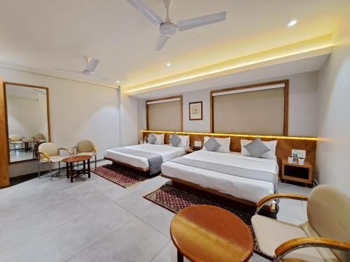 Hotel Photo 12