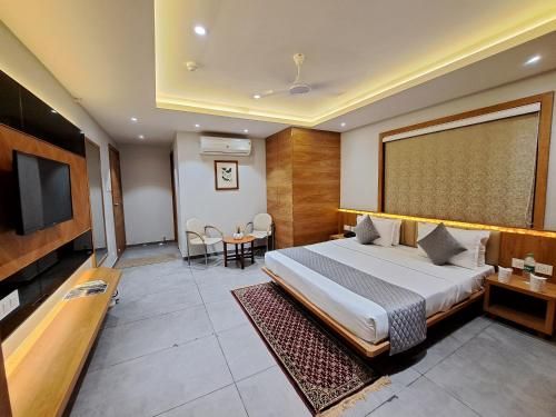 Hotel Photo 3