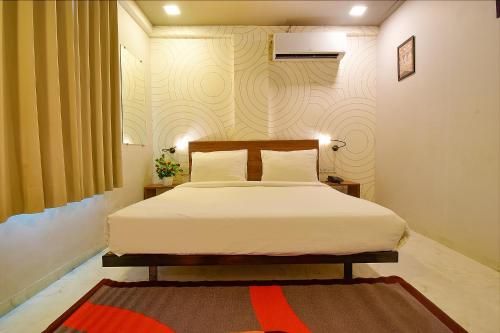 FabHotel Somalwada Homes
