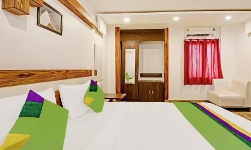 Hotel Photo 8