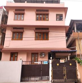 NearBy Hotel