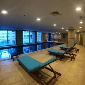 NearBy Hotel