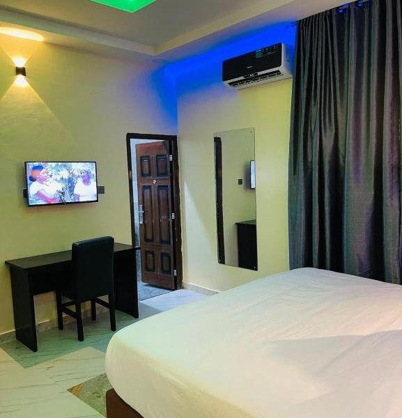Hotel Photo 11