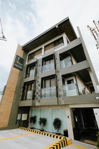 Hotel Photo 23