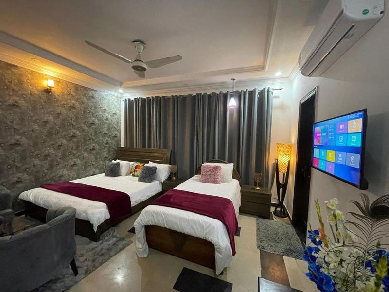 Hotel Photo 5
