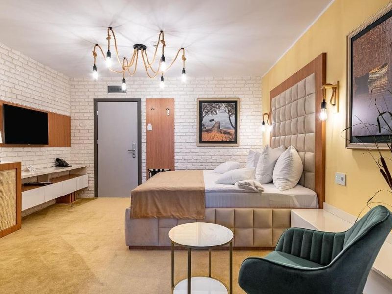 Hotel Photo 9