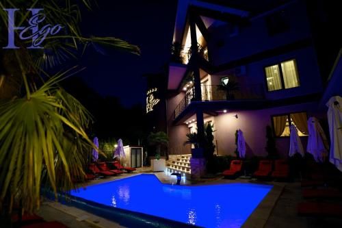 Hotel Photo 1