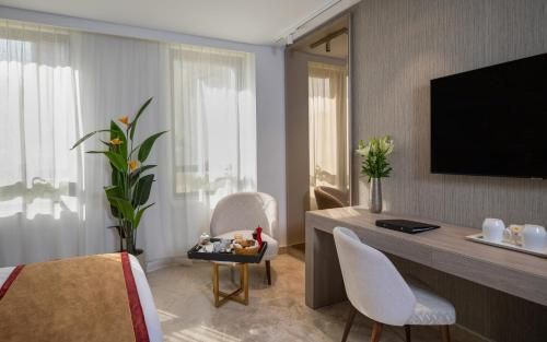 Hotel Photo 16