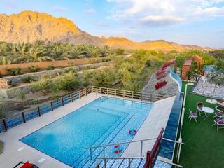 Hotel pic Red_Hut_Resort