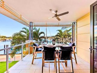 Фото отеля Absolute Luxury Marina Lifestyle at The Port of Airlie Beach