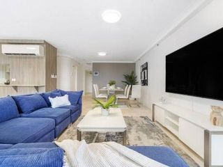 Hotel pic Zenith 2Bd Absolute Beachfront Surfers Paradise