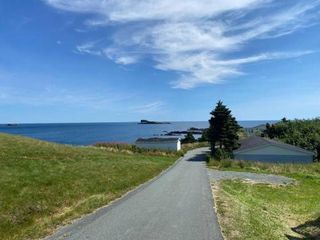 Фото отеля Ferryland Green House - Steps to Ocean!